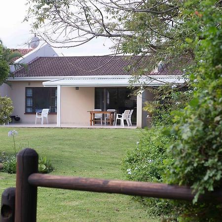 Villa Sole's Leap à Scottburgh Extérieur photo